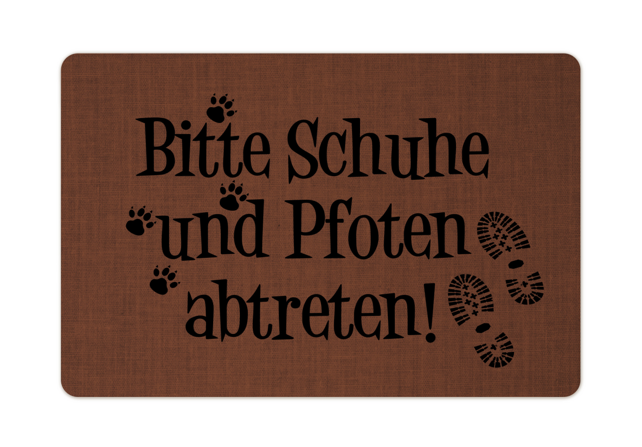 Schuhe und Pfoten braun