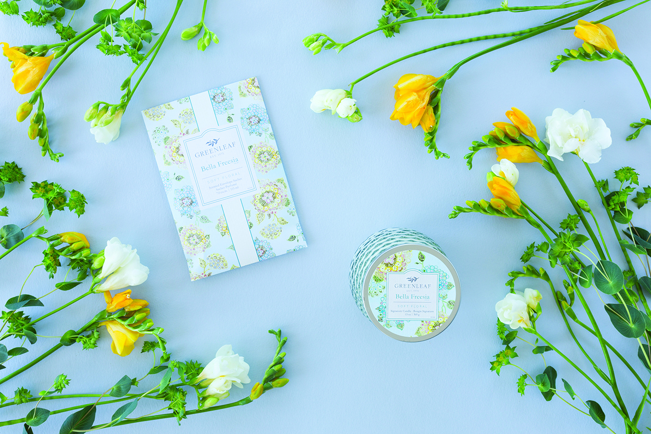 GLbellafreesiaLGcandleflowersFLAT